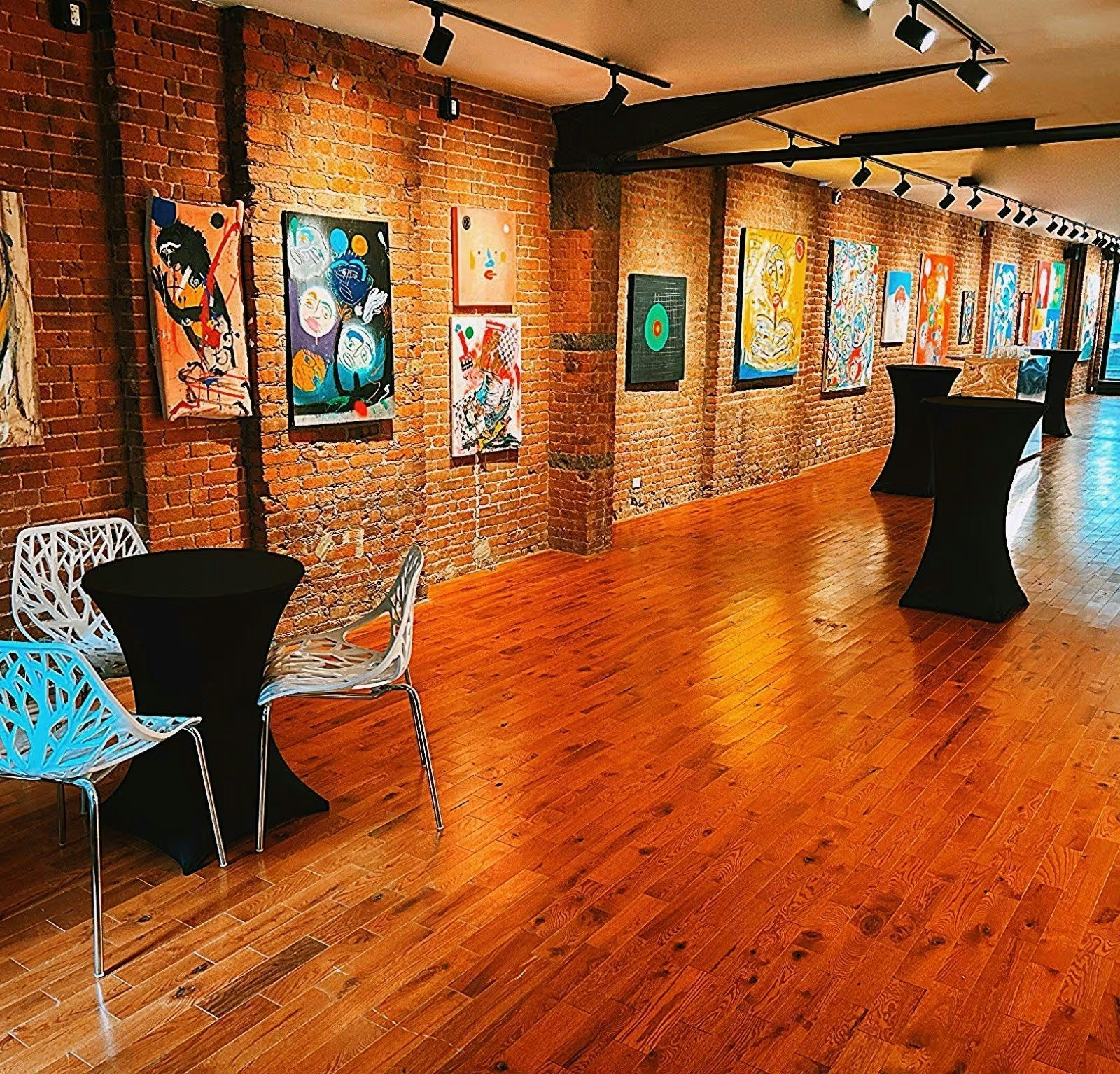 art gallery loft for afforadable wedding cocktail hour manhattan