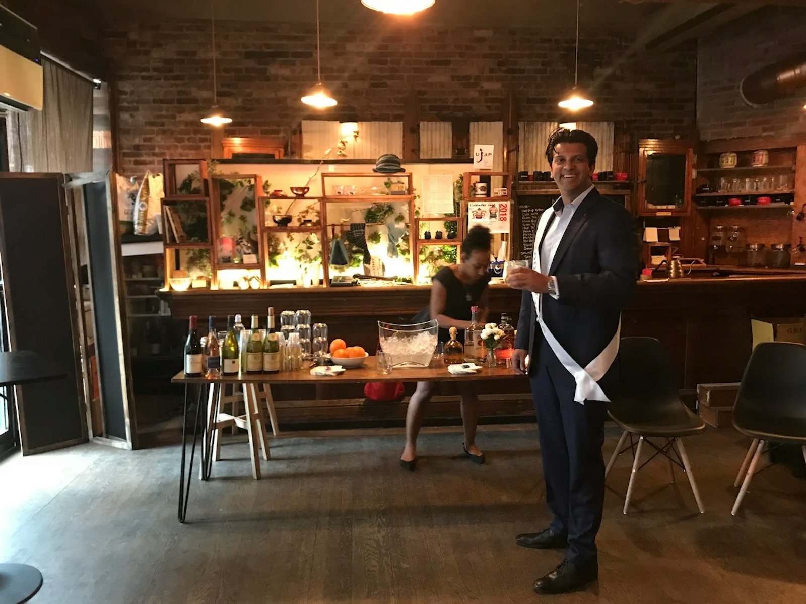 resobox friendsgiving affordable holiday party