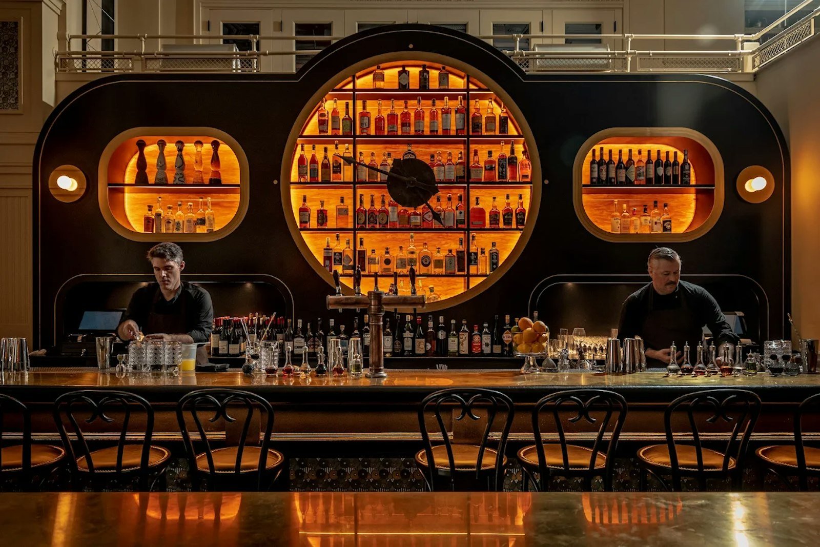 elegant bar shot Koloman in Nomad